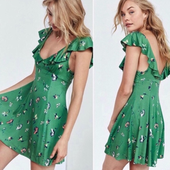 Urban Outfitters Dresses & Skirts - Urban Outfitters Kimchi Blue Daisy May Dress S